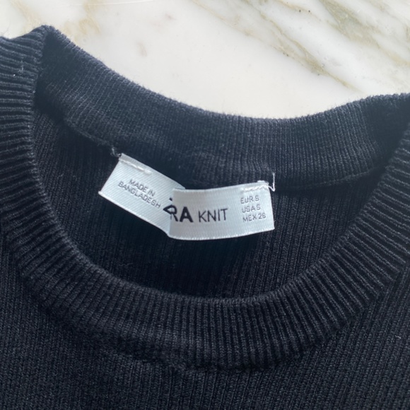 ZARA Black Knit Pearl Accented Open-Shoulder Sweater - Picture 4 of 6